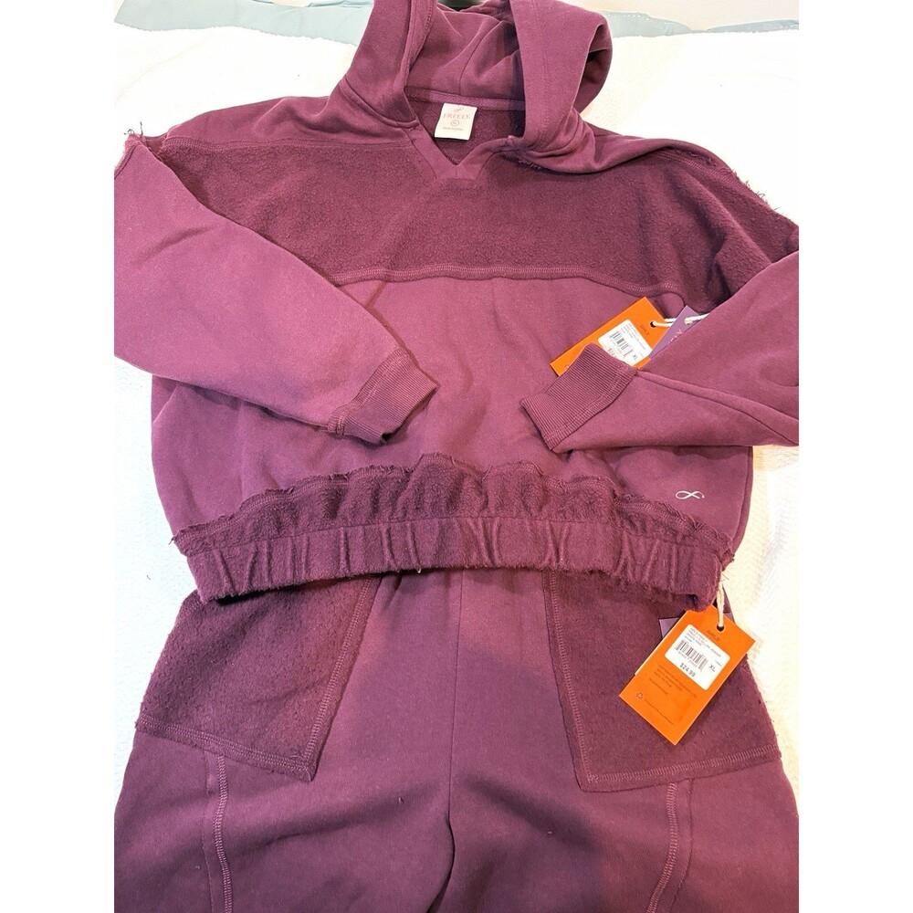 Freely Willow Girls 2-Piece Hoodie & Jogger Sweatsuit Fleece Grape Wine XL